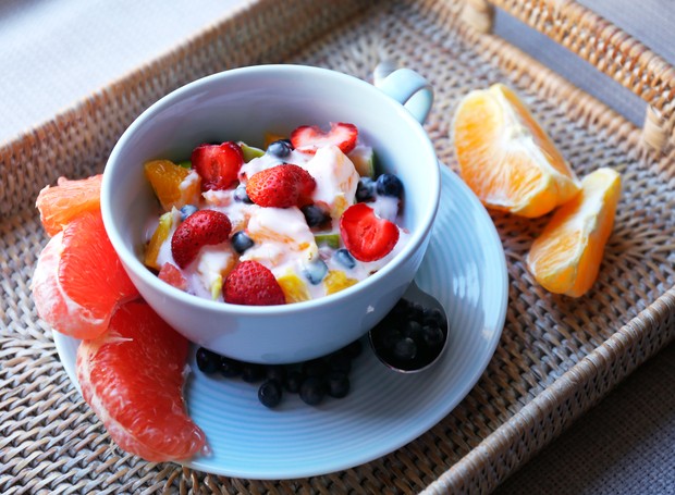 combinações saudáveis de iogurte e frutas