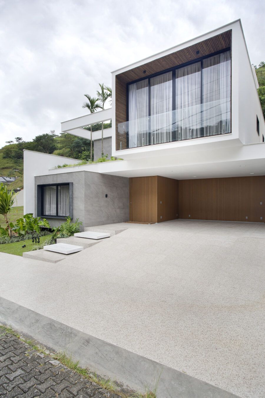 garagem com pe direito duplo