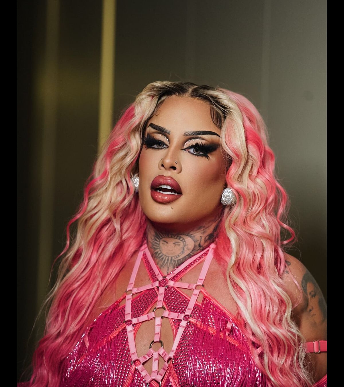 Gloria Groove Desmontada: Fotos e Momentos Sem Maquiagem