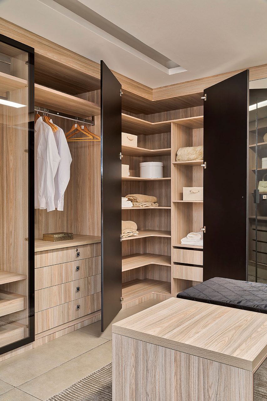 peças chave guarda-roupa inteligente