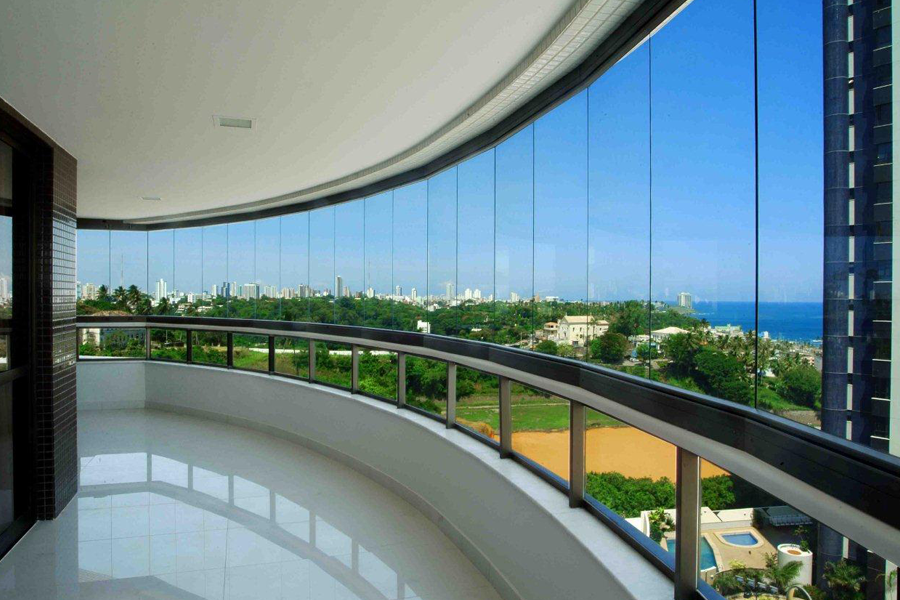 ideias criativas para fechamento de varanda com vidro transforme seu espaco