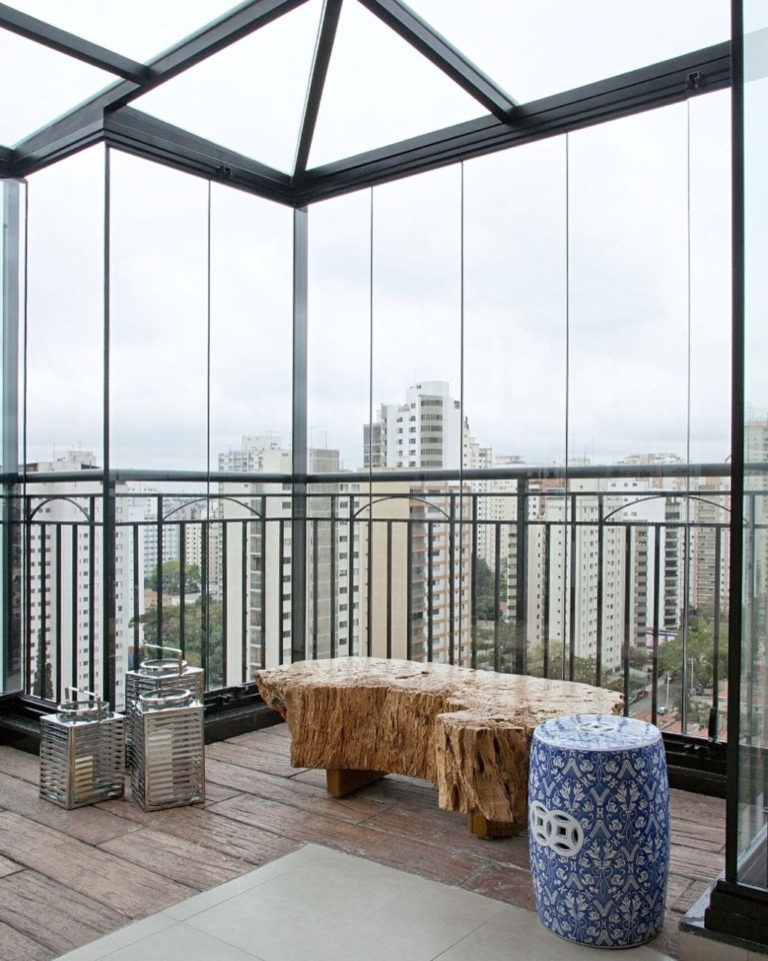 ideias criativas para fechamento de varanda com vidro transforme seu espaco