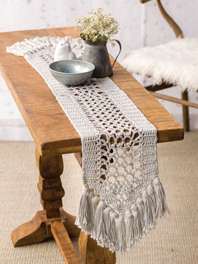 caminho de mesa crochê estilos