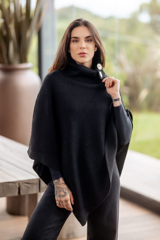 ideias de look feminino com poncho