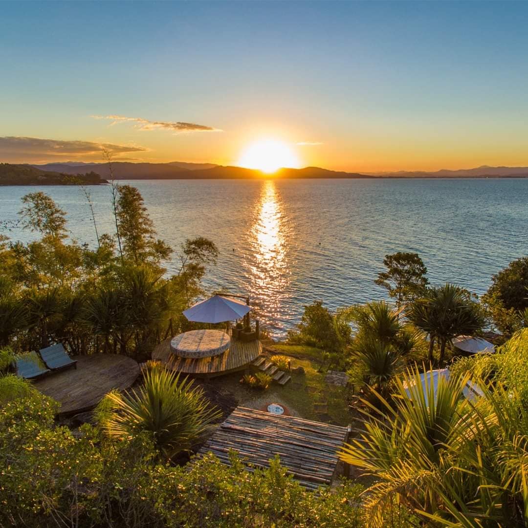 Experiências Únicas para Lua de Mel em Santa Catarina: Pisa da Uva e Voo de Balão