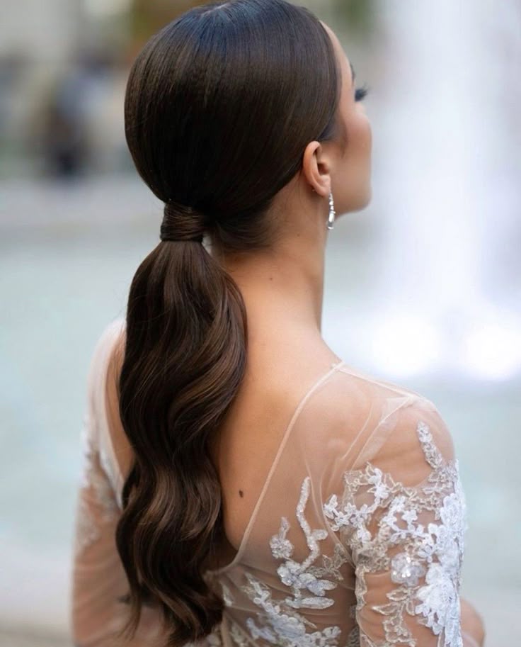 Penteados para casamento durante o dia: leveza e naturalidade