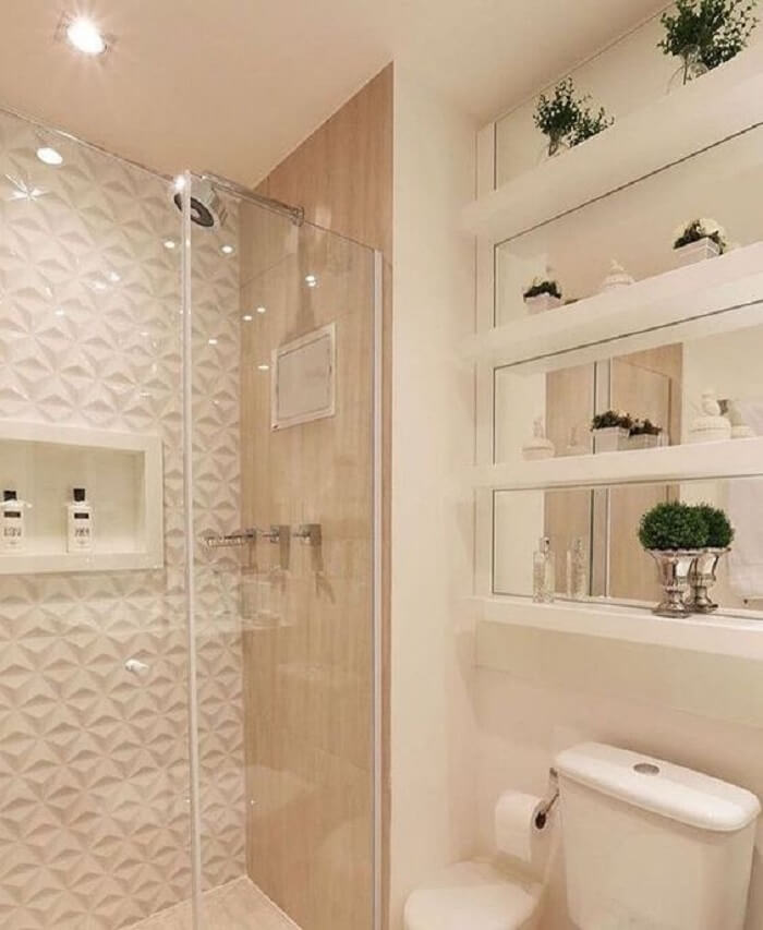 ideias de prateleiras e nichos para banheiros compactos