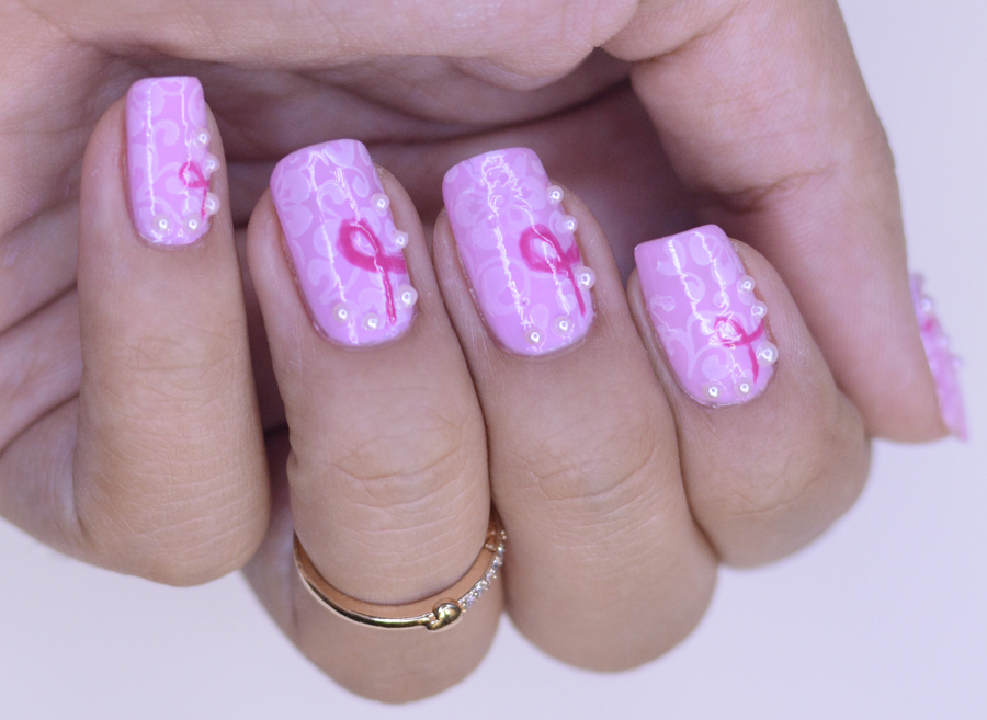 5 Tutoriais Rápidos de Unhas Decoradas para o Outubro Rosa