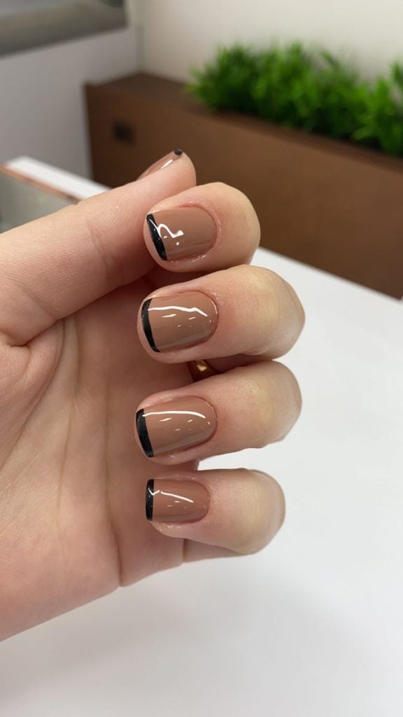 manicure italiana ou francesinha para unhas curtas