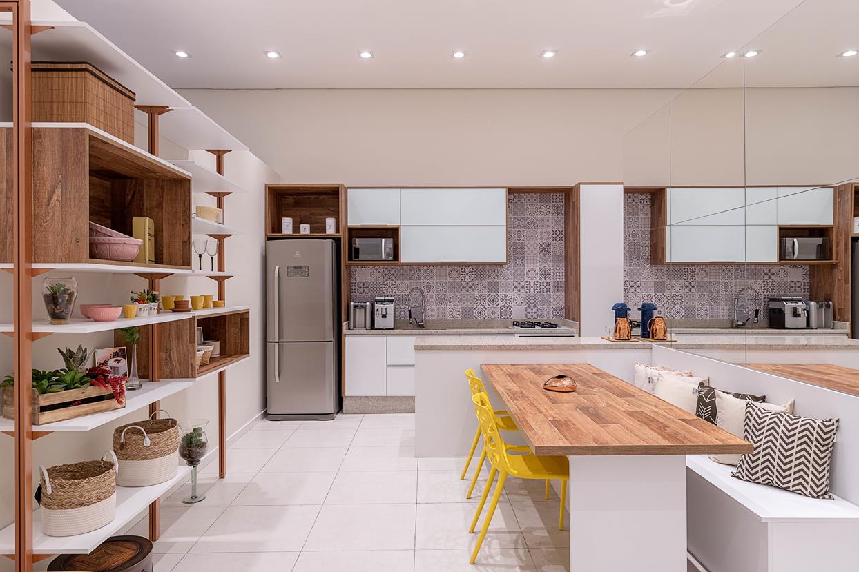 ilha de cozinha com armarios