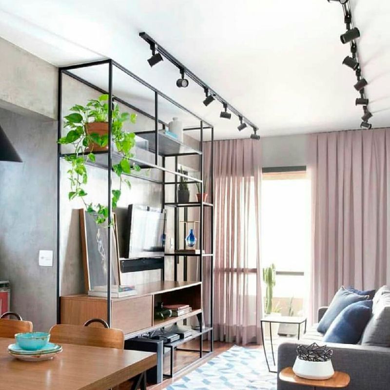 como instalar iluminação em trilho na sala