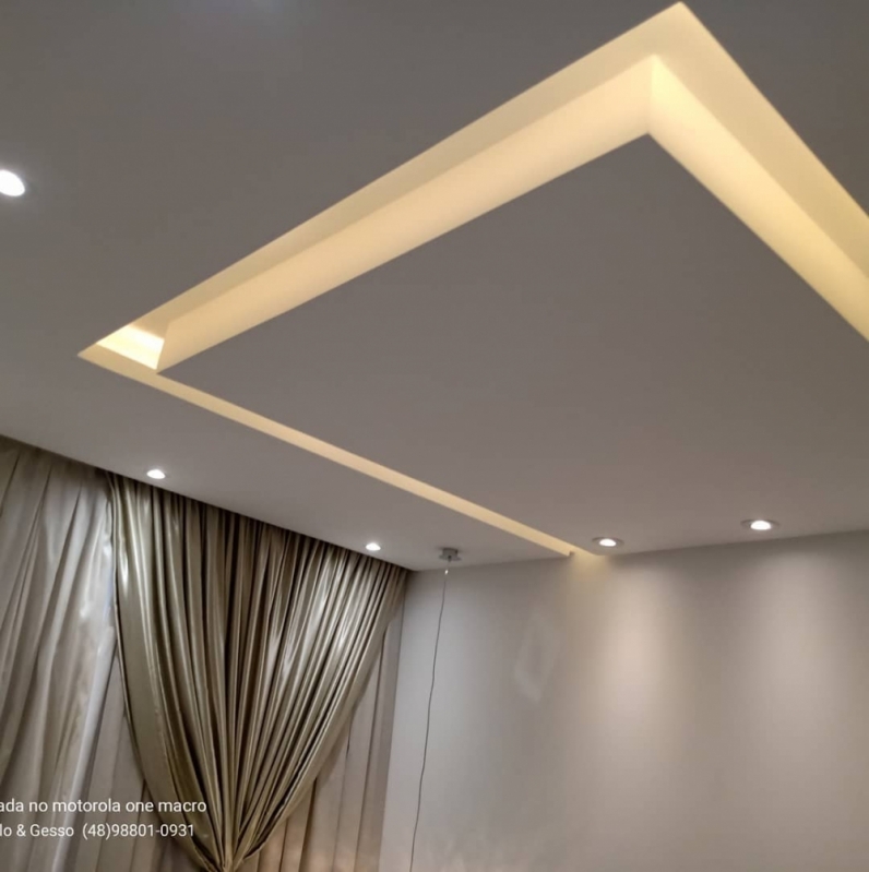 Fita de LED COB: Vantagens e Aplicações em Sancas e Tabicas de Gesso