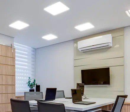 Spots de LED vs. Plafons: Qual a Melhor Opção para Iluminação de Gesso?