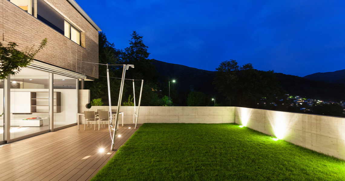 O Futuro é Solar: Vantagens da Iluminação de Jardim Solar