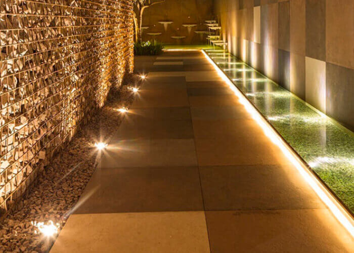 Arandelas: Iluminação Decorativa para Varandas e Áreas Gourmet