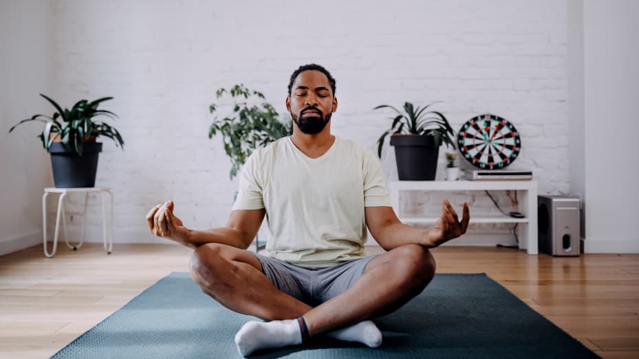 benefícios da meditação mindfulness e yoga