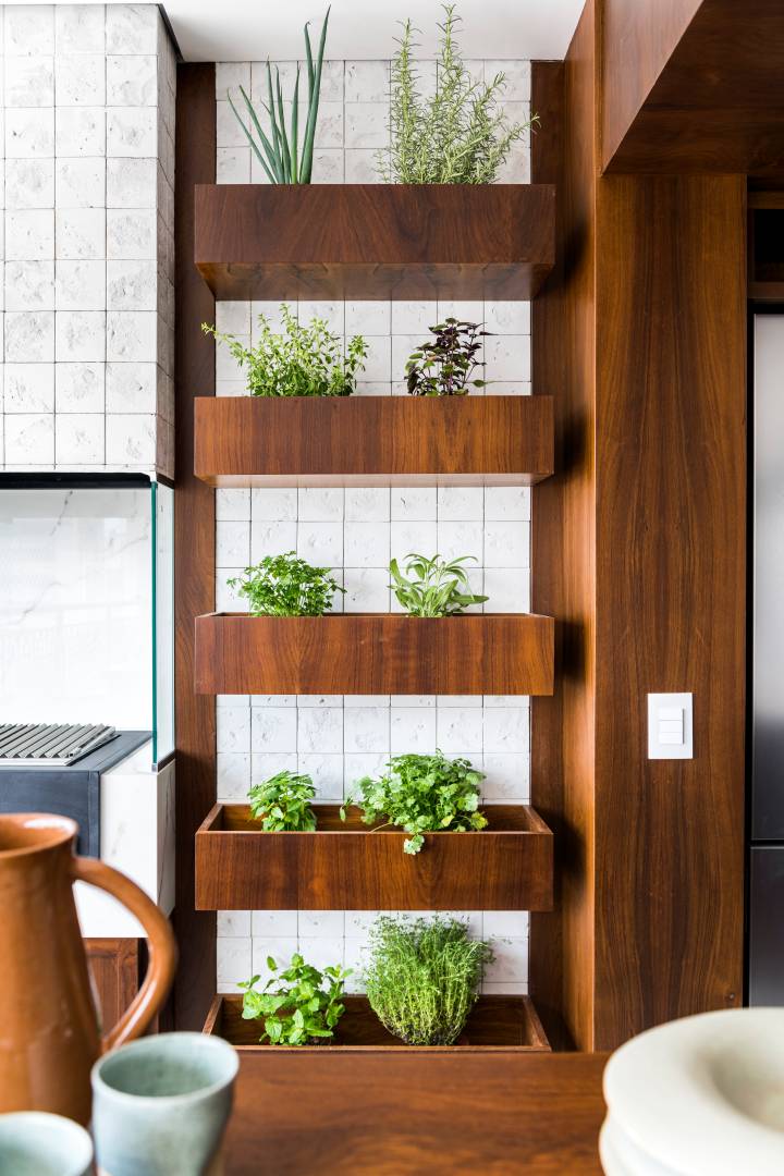 Transforme Sua Cozinha: Ideias Criativas para um Jardim de Ervas Funcional