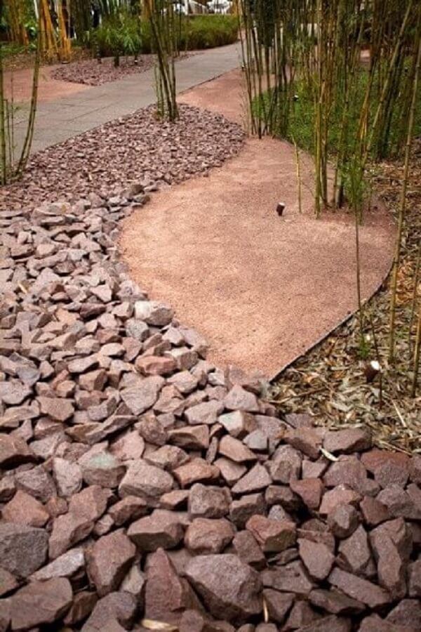 tipos de pedras para paisagismo