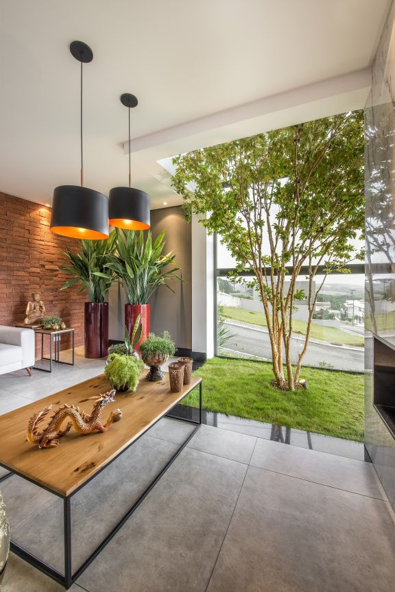 Jardins verticais preservados vs. naturais: qual escolher?