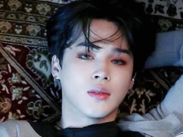 jimin cabelo preto ou loiro qual o melhor