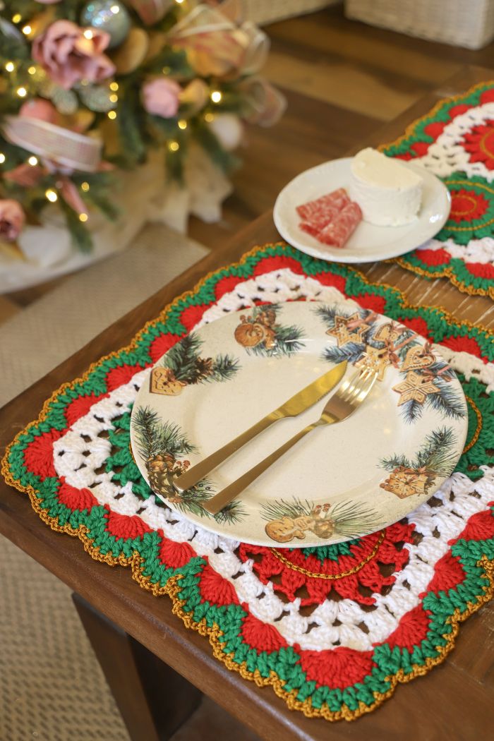 Inspirações de Mesa Posta com Jogo Americano de Crochê: Tendências e Estilos