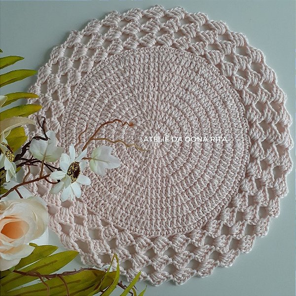 Inspirações de Mesa Posta com Jogo Americano de Crochê: Tendências e Estilos