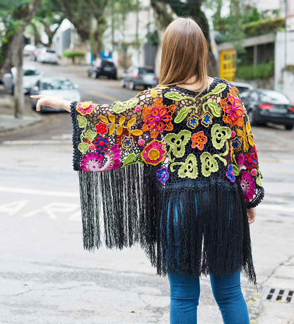 Kimono de Crochê: Do Boho Chic ao Urbano