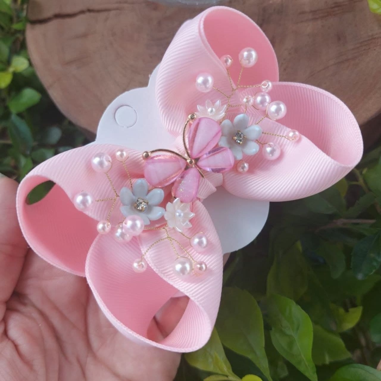 laços de cabelo infantil diferentes