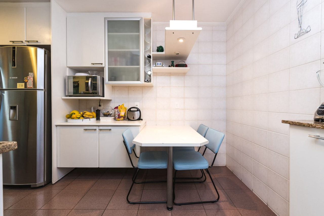 layout de cozinha pequena funcional