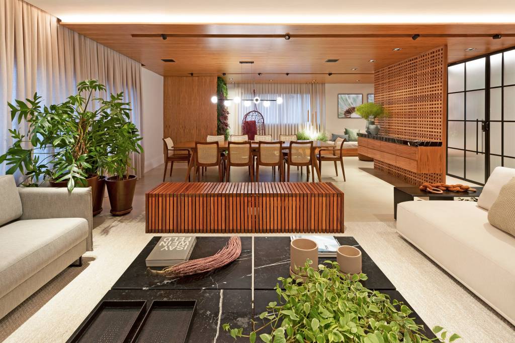 layout sala de estar retangular