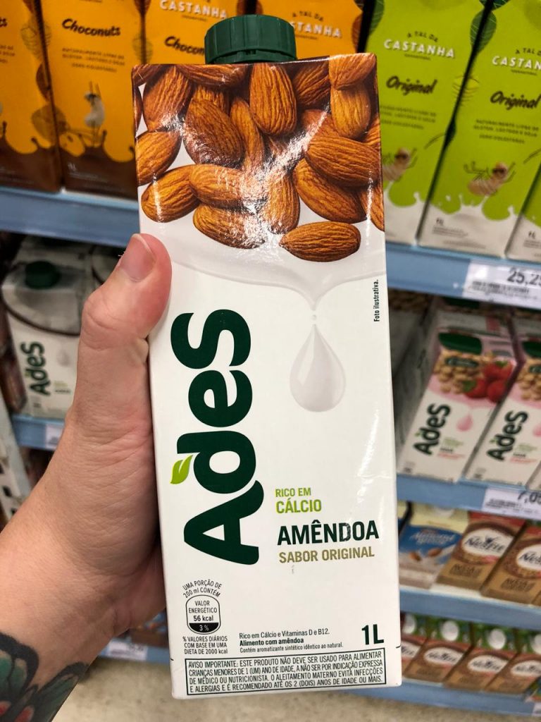 Intolerância à lactose: descubra o melhor leite vegetal para você