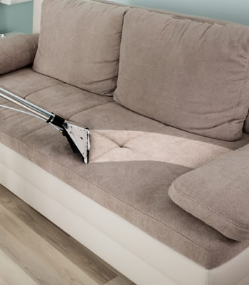 Limpeza de Sofá de Couro e Linho: Cuidados Essenciais e Produtos Recomendados