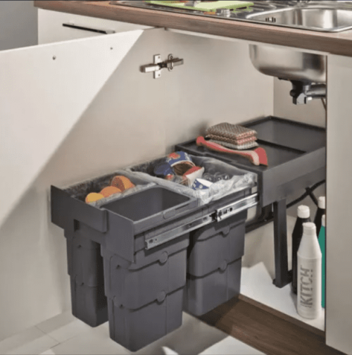 lixeira embutida no armário da cozinha
