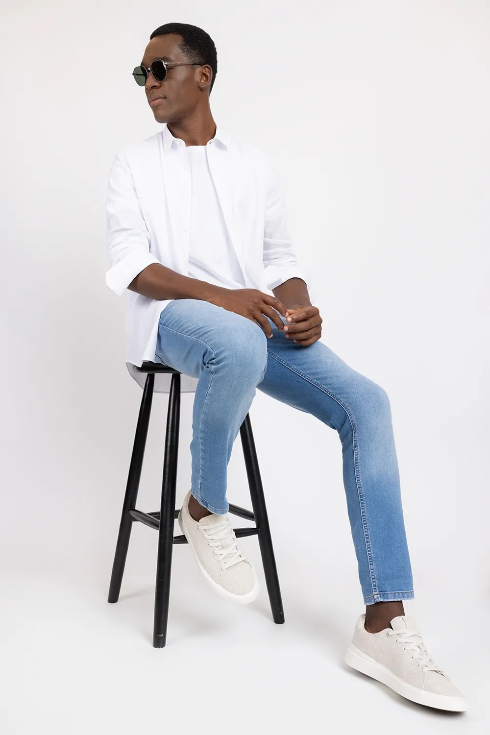 Alfaiataria Descomplicada: 5 Looks com Tênis para o Escritório