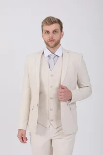 Linho ou Bermuda? O Guia Definitivo do Traje Masculino para Casamentos