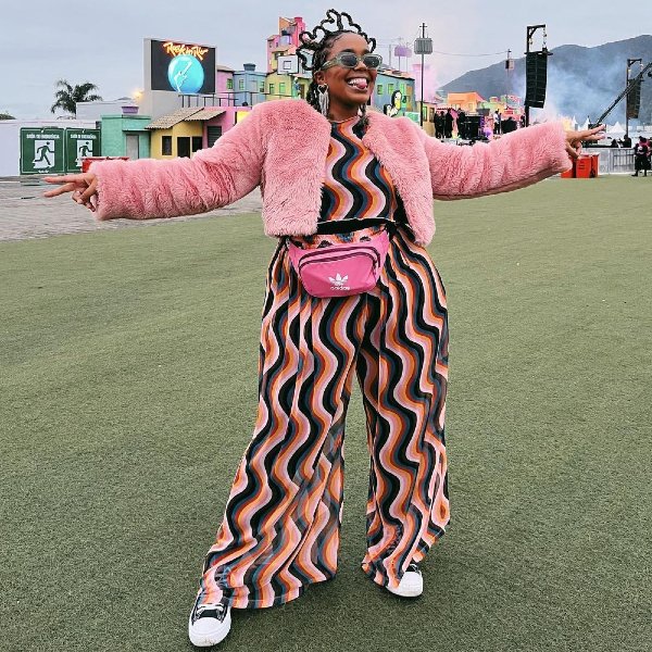 Conforto e Estilo: Dicas de Roupas para Aguentar Horas em Pé no Show