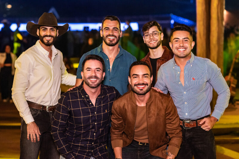 Tendências de Moda Country Feminina para Shows em 2025/2026