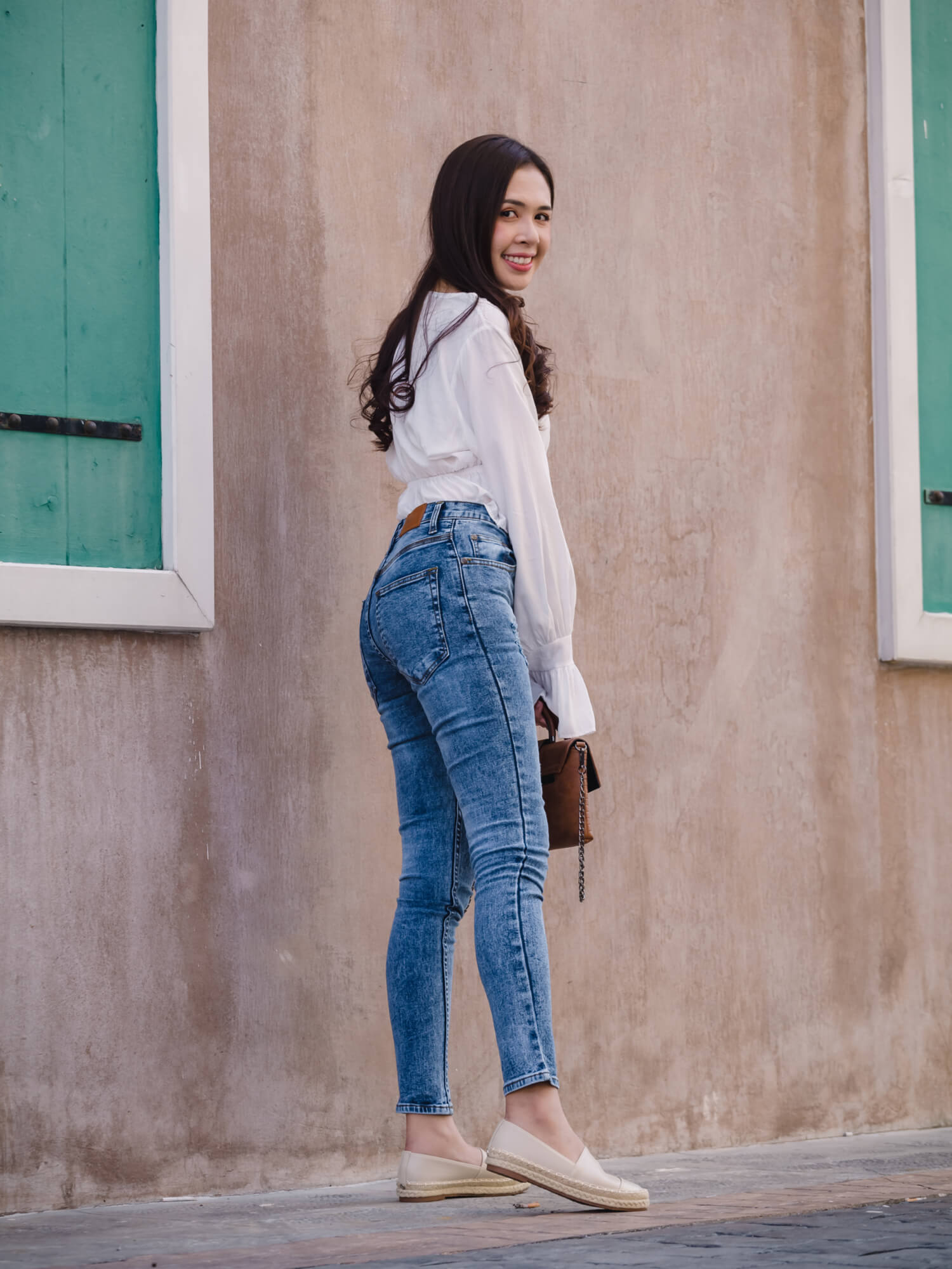 Acessórios Essenciais para Transformar seu Look Jeans em 2026