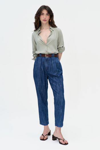 Casual Chic com Jeans: Montando Looks Sofisticados para o Dia a Dia