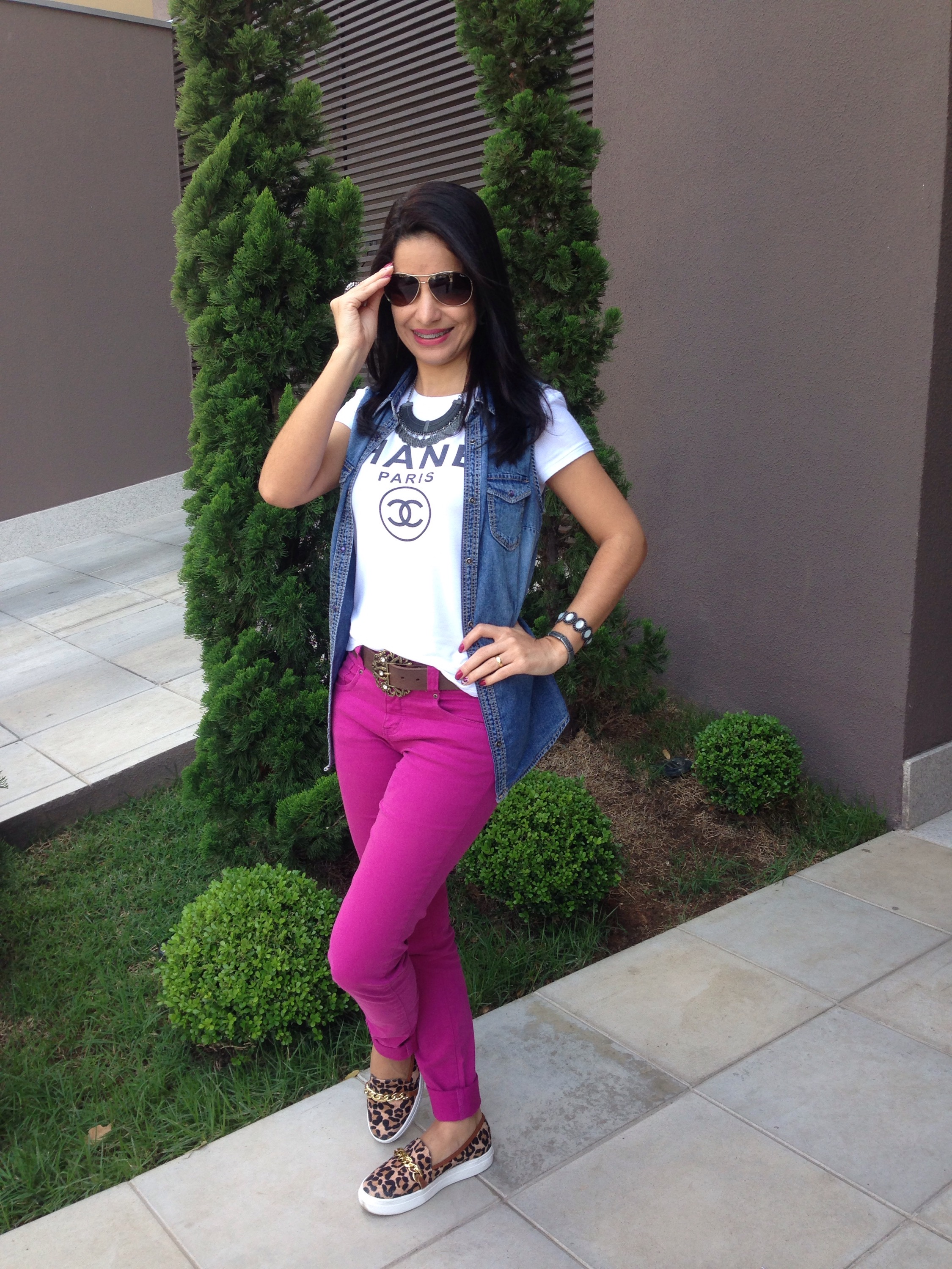 looks com calca rosa