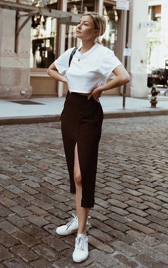 Camiseta Branca no Trabalho: Do Casual Chic ao Business Casual