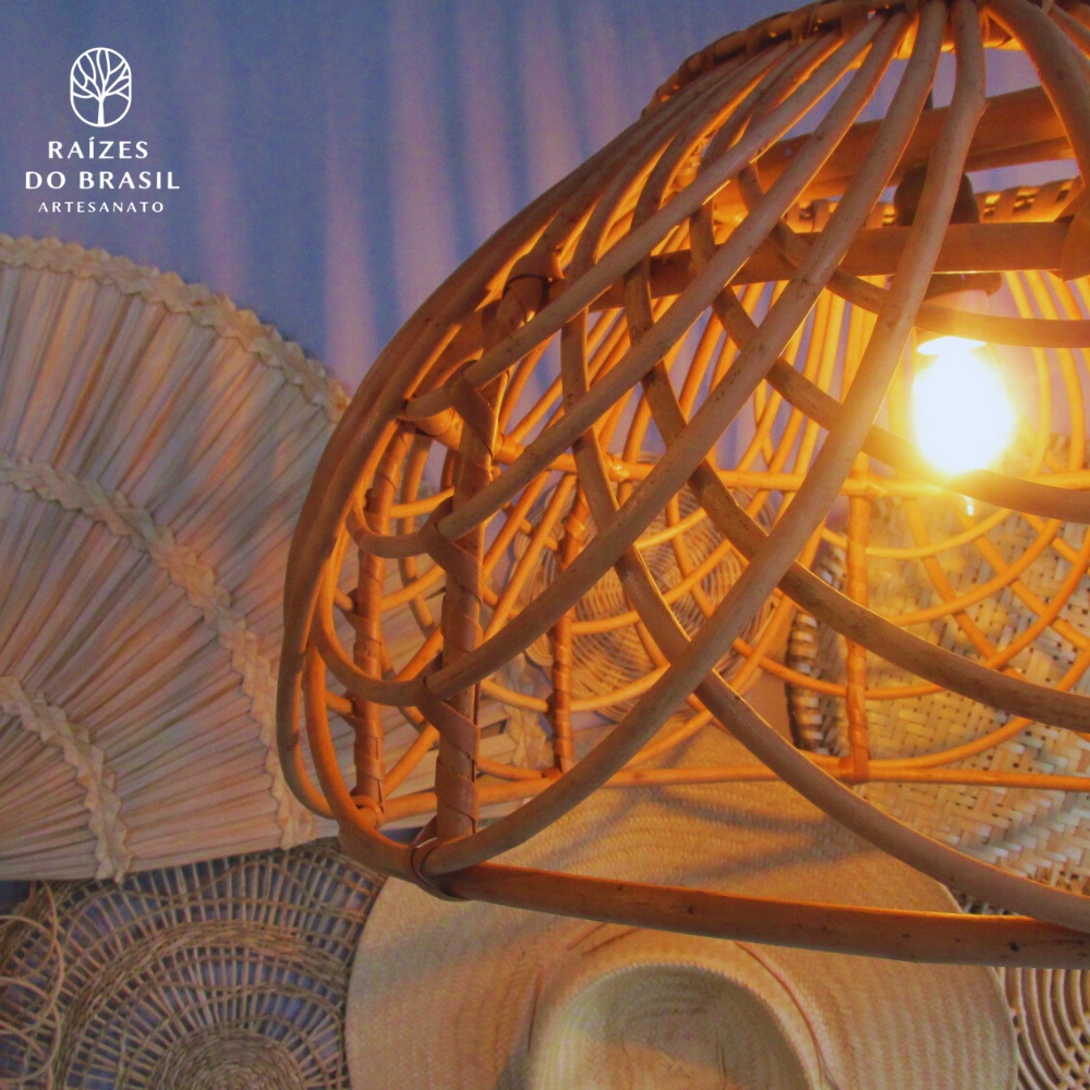 Luminárias de fibra natural: A tendência sustentável que vai iluminar sua casa em 2025