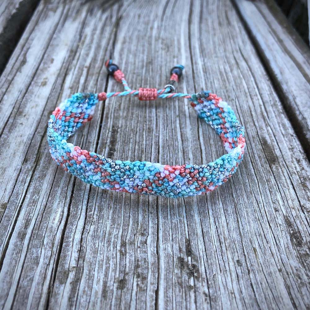 macrame bracelete