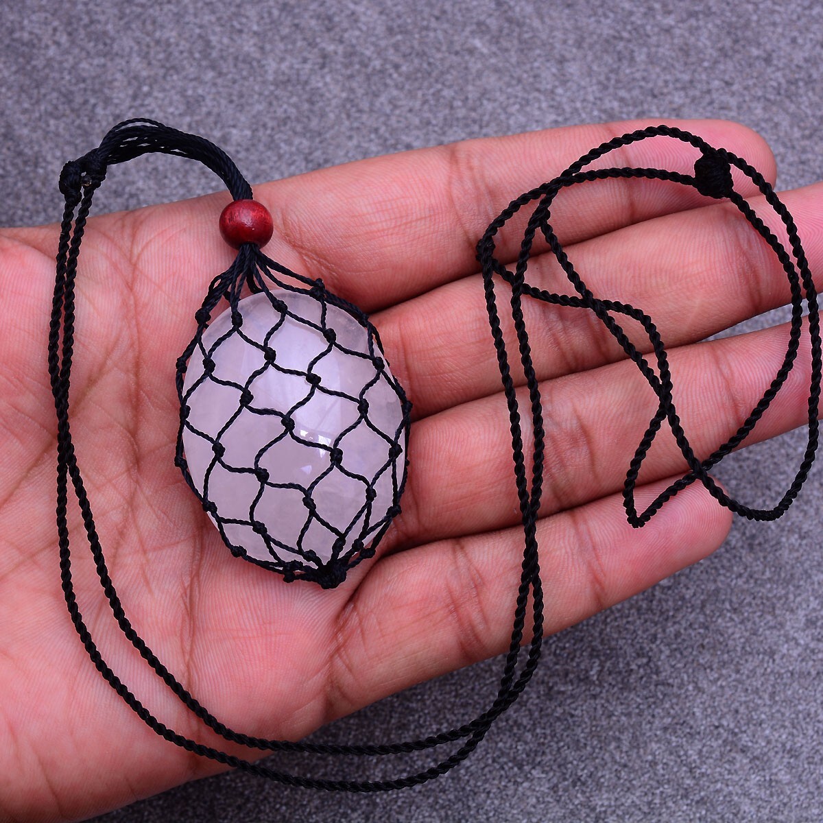 Como fazer um colar de macramê passo a passo