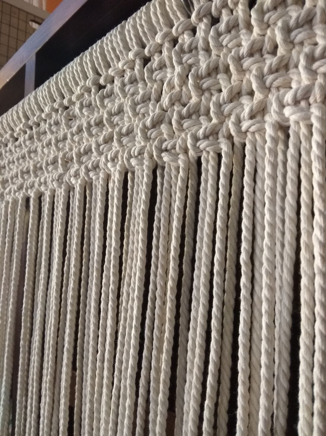 Como limpar cortinas de macramê sem danificar