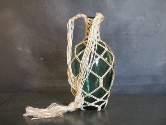 Macramê em Garrafas: Do Rústico ao Boho Chic