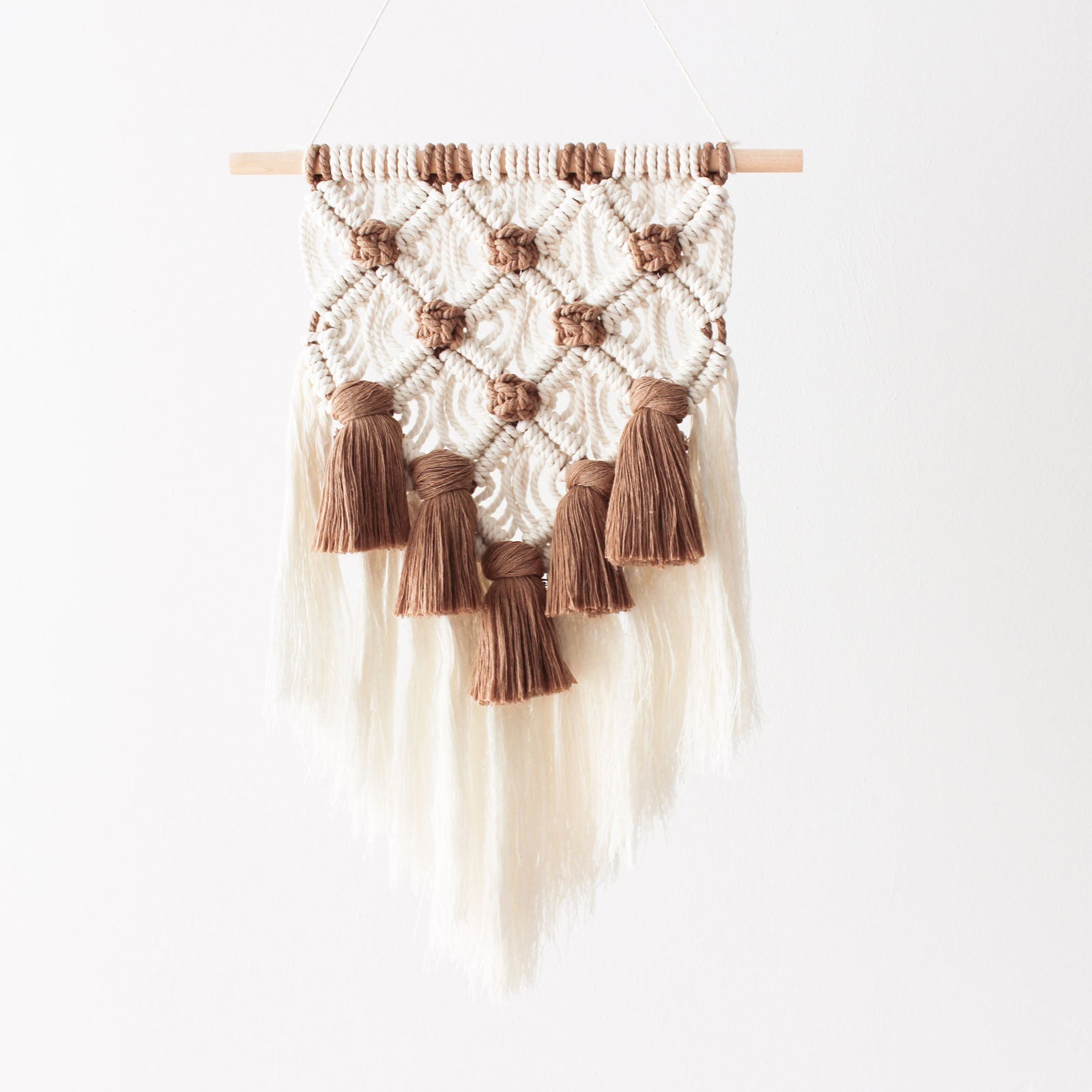 Guia Completo de Materiais para Macramê: Escolha o Cordão Ideal