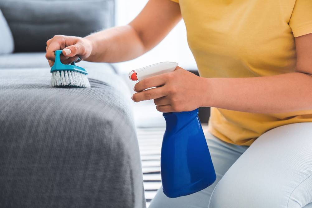 limpeza profissional de sofa de camurça preço