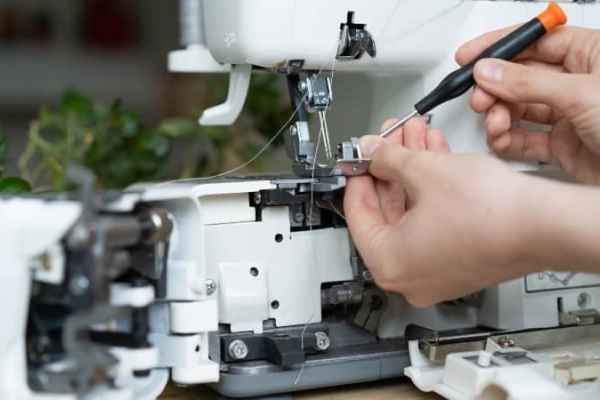 7 Sinais de que Sua Máquina de Costura Precisa de um Técnico