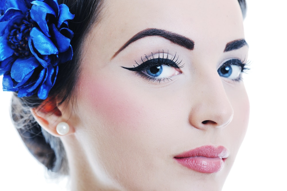 maquiagem anos 60 inspiração